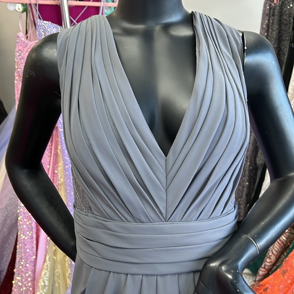 House of Wu 22928 Size 20 Charcoal long chiffon dress with lace back and v-neck - Picture 8 of 10